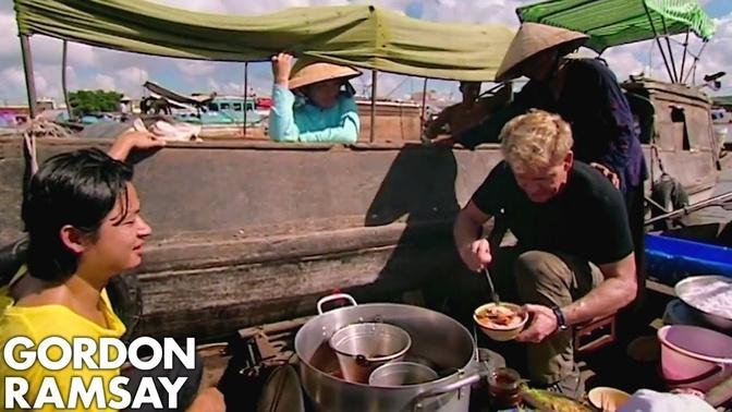 Gordon Ramsay Learns How To Prepare Vietnamese Soup Gordon S Great Escape Video Gordon