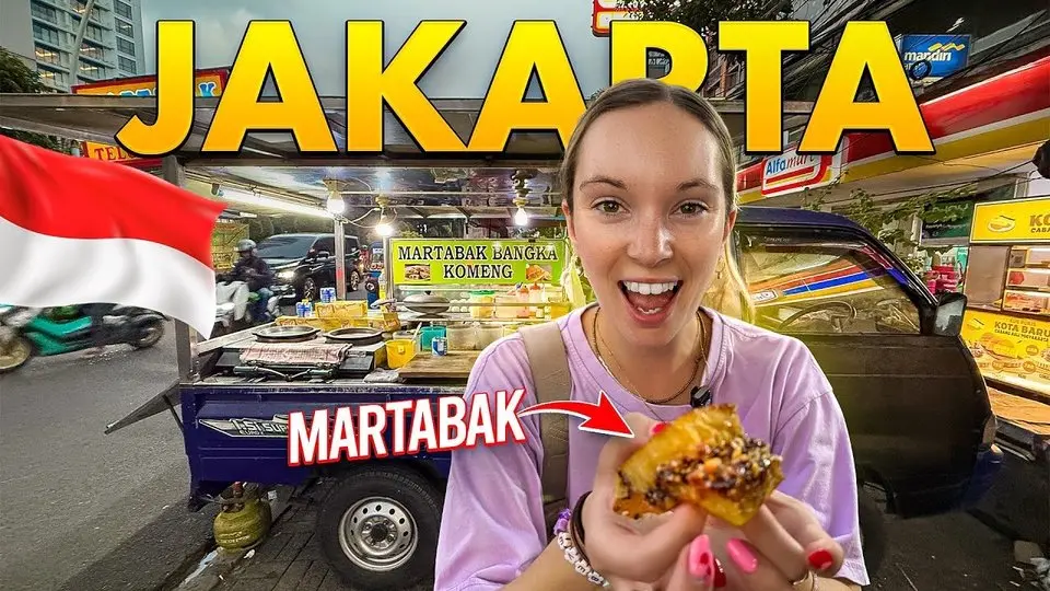 Ultimate Indonesian street food tour in Jakarta | MARTABAK is AMAZING 🇮🇩