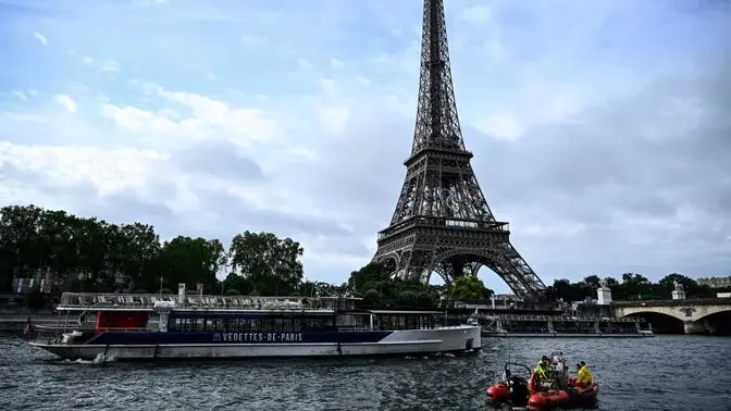 Boats Cruise Seine River in Rehearsal for Paris Olympics' Opening Ceremony