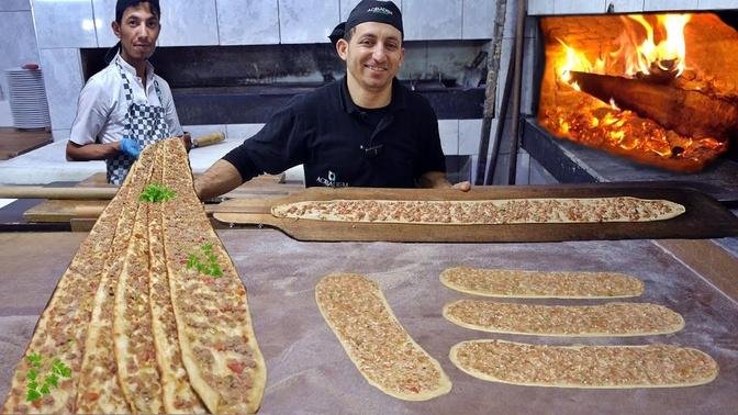 Turkish Pide Traditioainal Bread With Meat, Long Turkish Pide Local Recipe