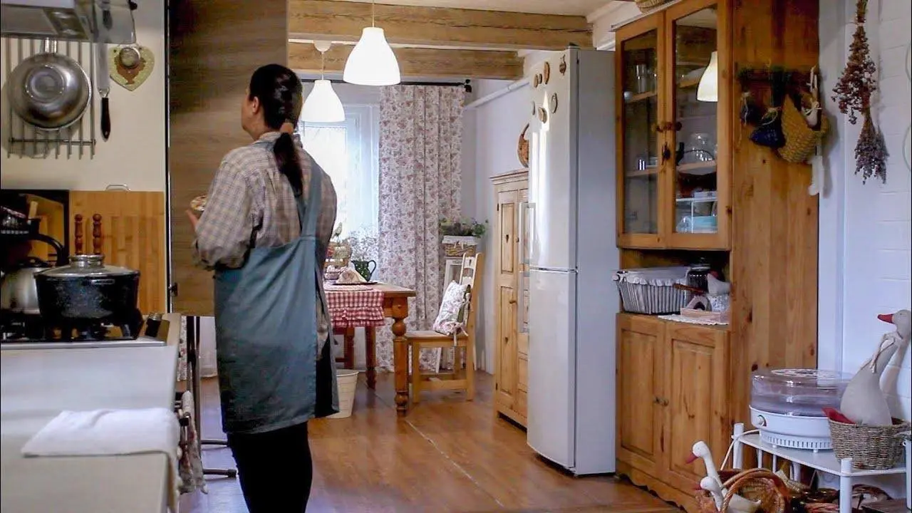 Enjoy a simple and slow life. Gifts of the forest in a cozy house-We sew mushrooms