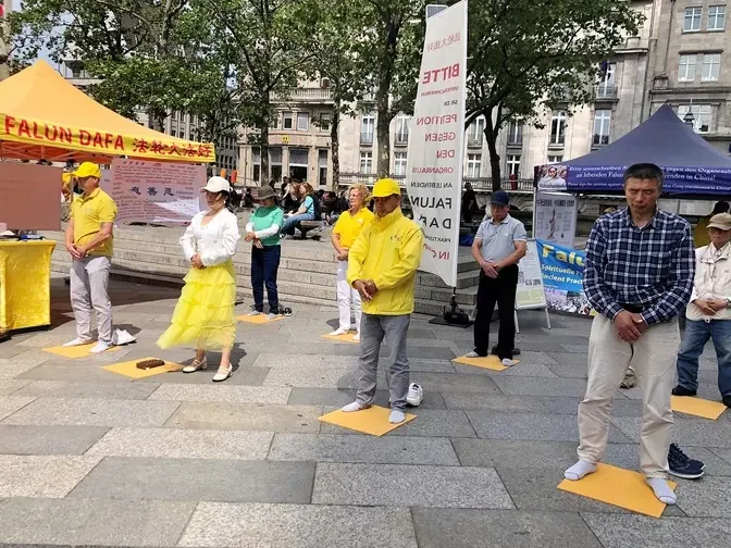 Köln, Germania: Politicienii susțin cea de-a 24-a aniversare a rezistenței pașnice a Falun Gong