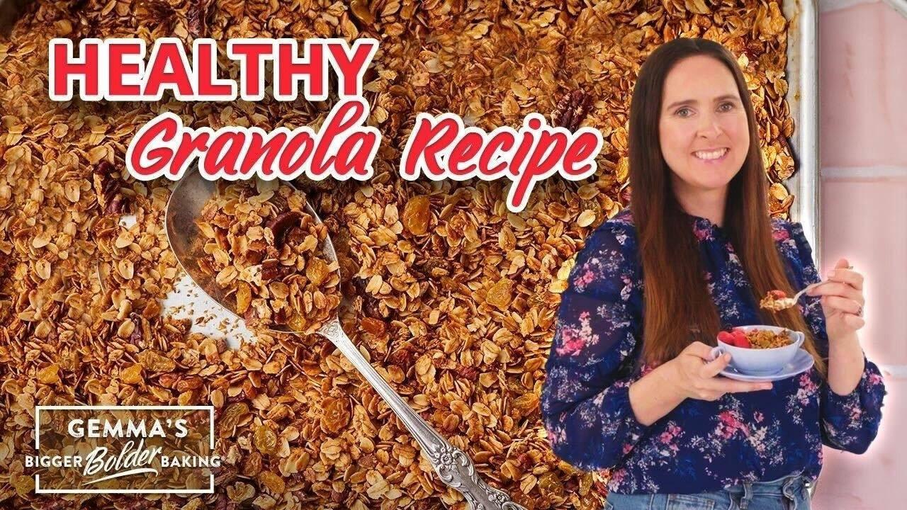 Healthy Granola Recipe (No Refined Sugar!) ☀️