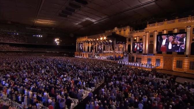 André Rieu - Waltzing Matilda, live in Australia