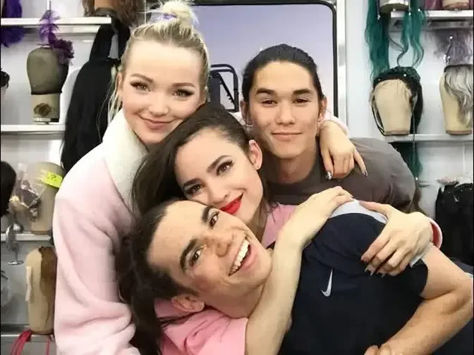 Disney Descendants 3 Cast videos 2019