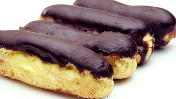 Easy Chocolate Eclairs Recipe