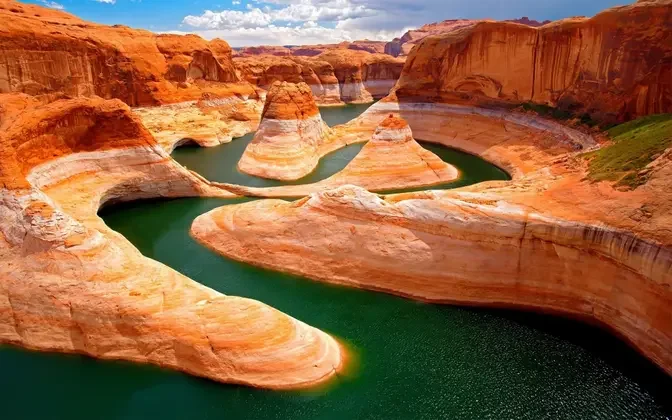 Top 10 Most Beautiful Places to Visit in Utah: The ​​​​Beehive State’s Hidden Gems