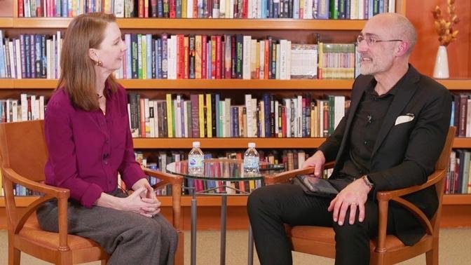 In Conversation: Arthur C. Brooks (FROM STRENGTH TO STRENGTH) & Gretchen Rubin
