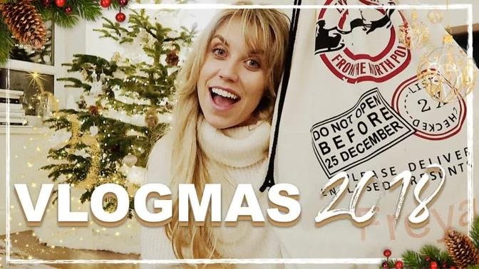 OPEN MY CHRISTMAS PRESENTS WITH ME & TRAFFORD CENTRE SHOPPING | VLOGMAS 2018