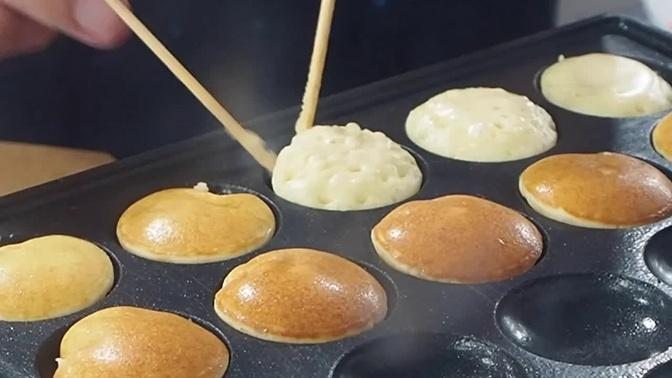 Mini Pancakes ｜ Thai Street Food ｜ Chatuchak Night Market Singapore