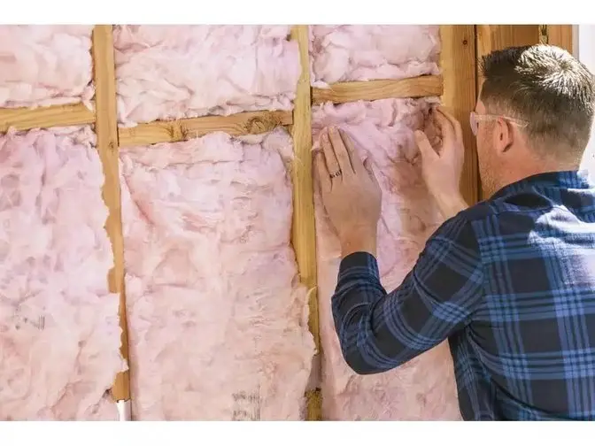 Advantages of Mineral Wool Over Fiberglass Insulation