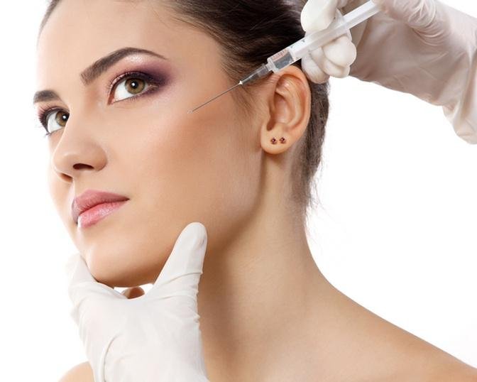 Hyaluronic Acid Injections: The Best Solution for Dubai’s Climate