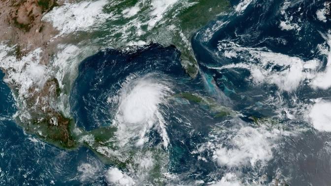 Hurricane Erin On The Horizon? Coastal Residents Urged To Prepare - 1tskalx