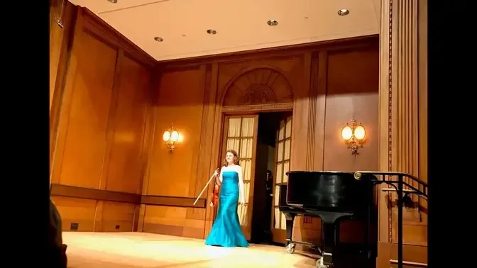 Ania Filochowska Plays Paganini Caprice No.24