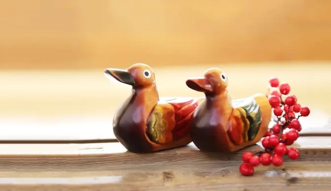 Về một bài thơ thương nhớ vợ thời Đường