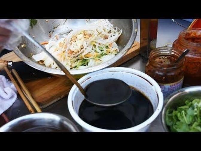 Chinese Street Food - Liangpi | Cold noodle Xi’an China#10 | Videos ...