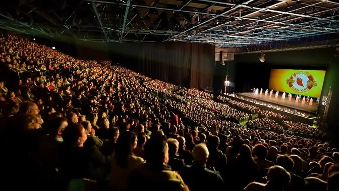 «Le monde est trop chaotique pour se passer de Shen Yun»