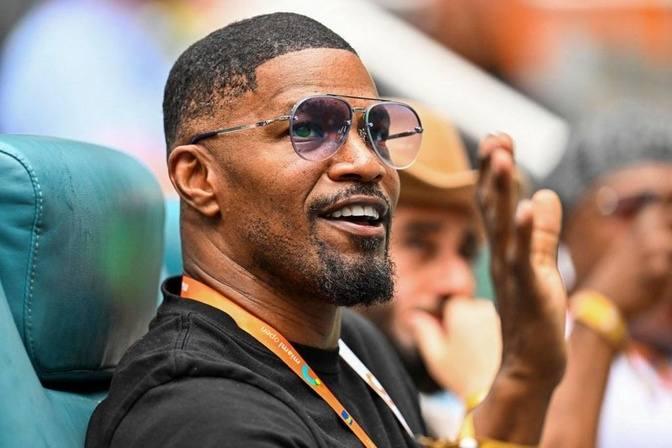 Jamie Foxx reveals rare details about health scare: He has a 3-week ...