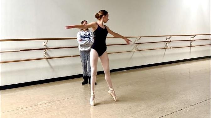 My ballet lesson _ Dancing on pointe - Karolina Protsenko