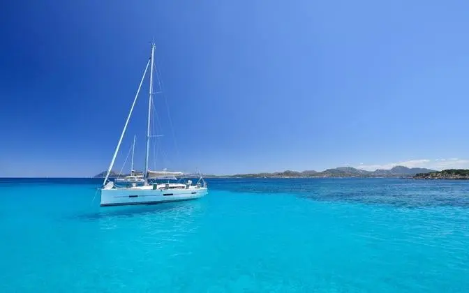 Sailing to the world