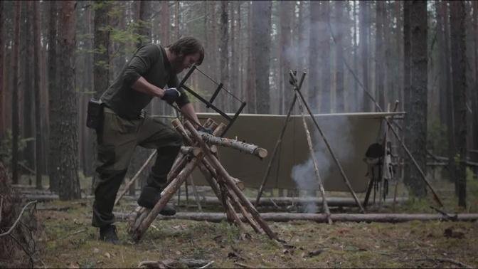 Siberian Bushcraft Camp (Part 3) Wind protection, tripod, chair
