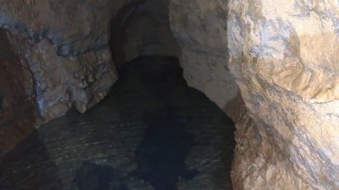 Weird Water Tunnels Of Petty Johns Cave