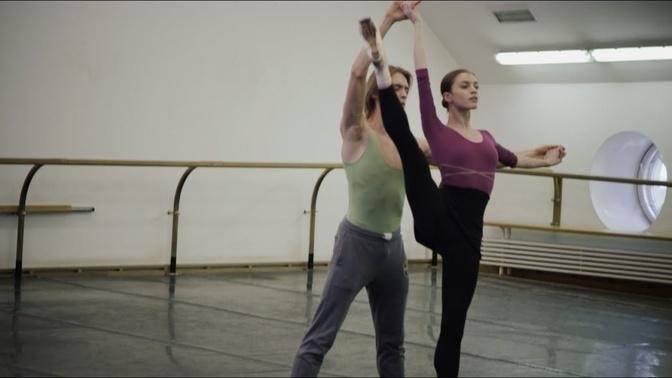 SPARTACUS: In rehearsal with the Bolshoi dancers | Bolshoi Ballet in Cinema 21/22 season