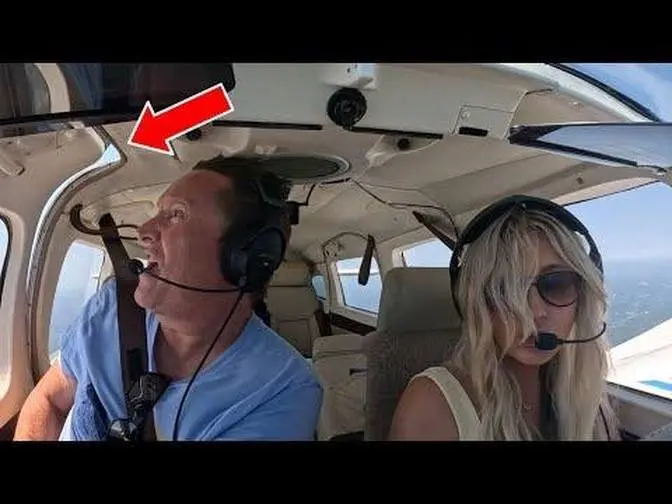 EMERGENCY Aircraft Door Failure In Flight!