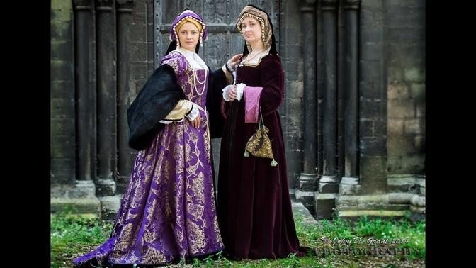 Dressing up a Tudor lady