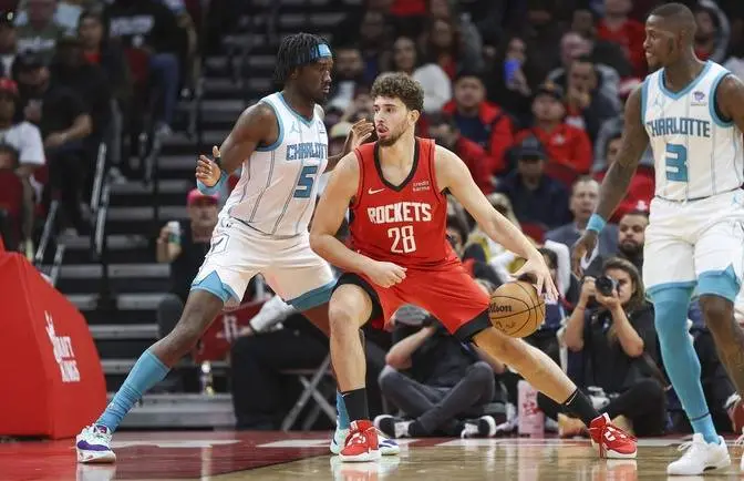 Jalen Green and Fred VanVleet Shine in Win Over Hornets