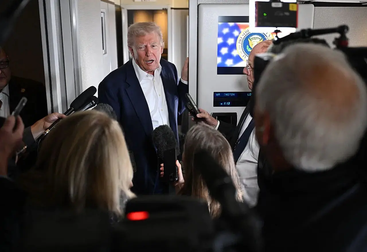Trump Gaggles With the Press on Air Force One (June 6)