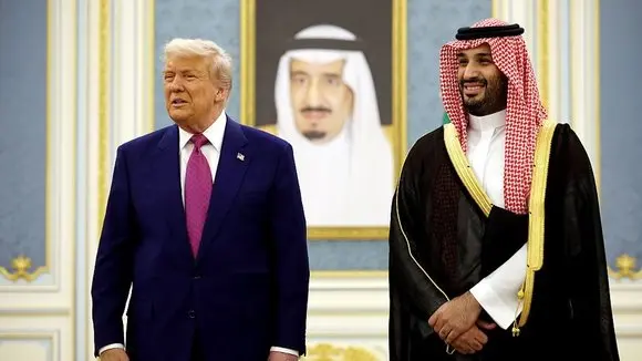 Trump Arrives in Riyadh