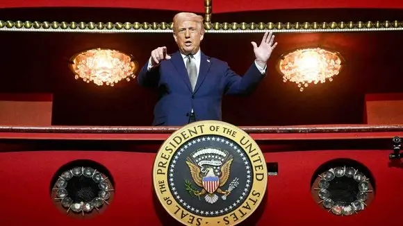 Trump Participates in Kennedy Center Board Dinner