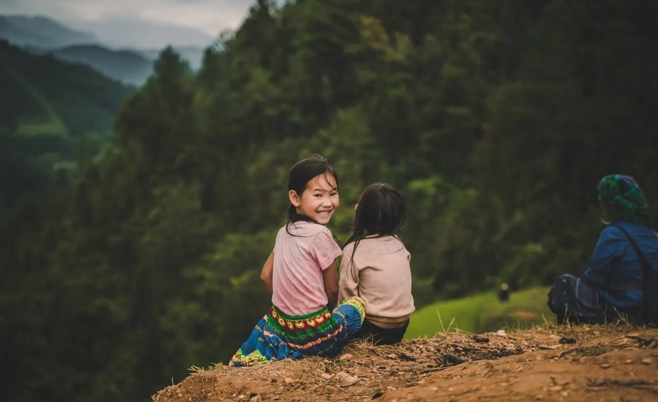 Thắp sáng ngọn đèn tâm: Đơn giản là hạnh phúc