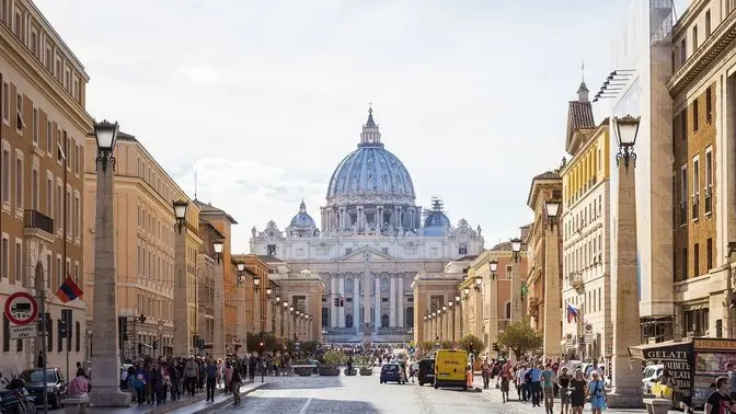 LIVE: Vatican Holds 'Passion of the Lord' Service at St. Peter’s Basilica